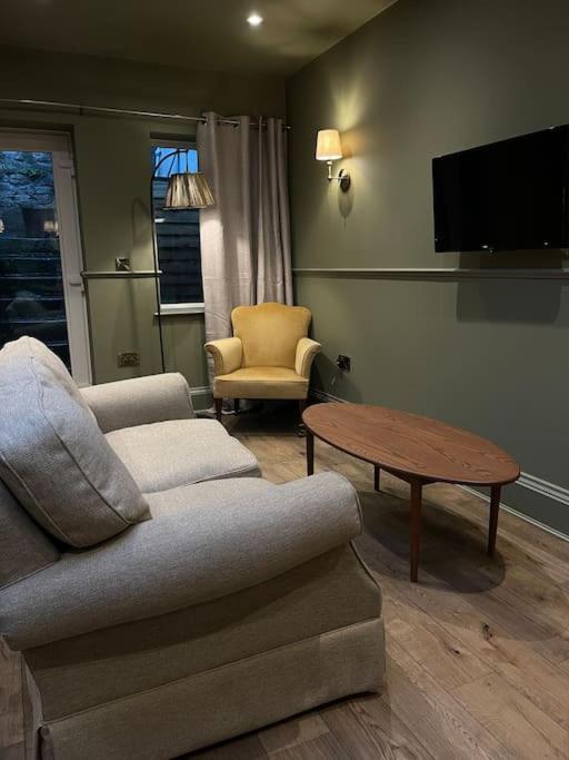 Peaceful Apartment In The Heart Of フルーム エクステリア 写真